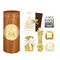 Набор чая, драже, сухофруктов, цукатов