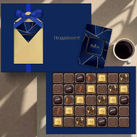 Набор: шоколад, сухофрукты, шоколадные конфеты "Ассорти" 355г