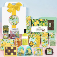 Набор: шоколад, драже, мармелад, конфеты глазированные, чай, варенье