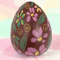 Яйцо из молочного шоколада с декором авангардные цветы 30г