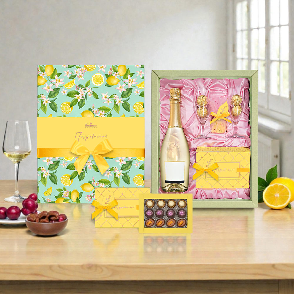 Набор бокалов и конфет ручной работы