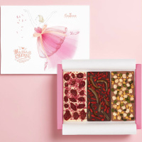 Набор шоколада 3 вкуса с добавками: горький, молочный, белый