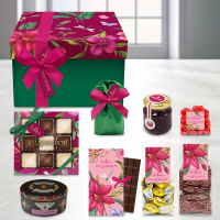 Набор: шоколад, драже, конфеты ассорти, варенье, чай 850г