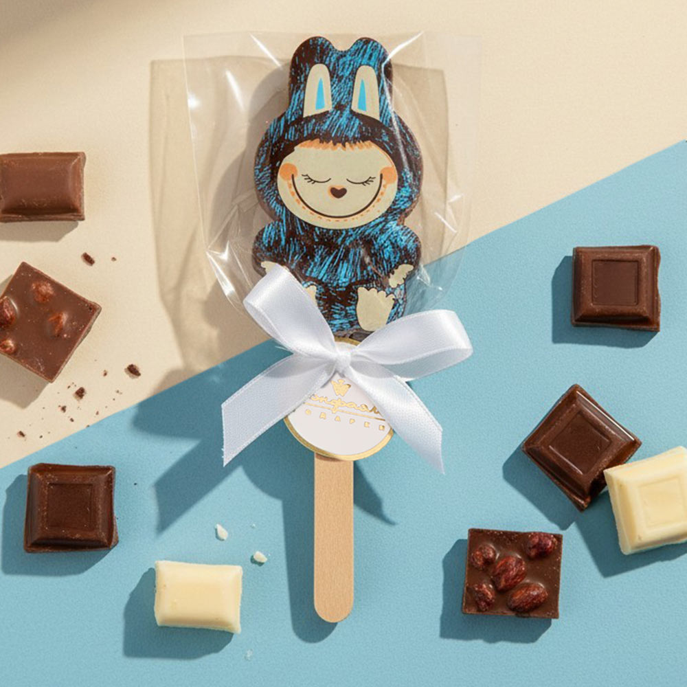 "Лабубушка" шоколад молочный на палочке 19г (голубой декор)