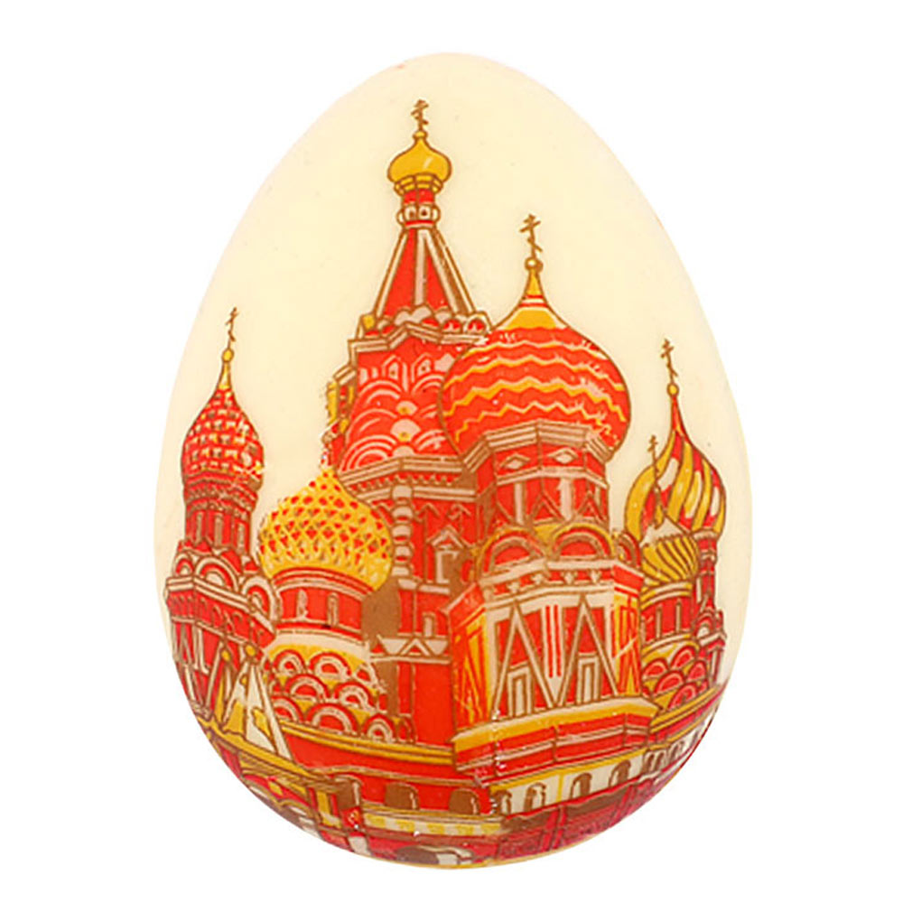 Яйцо из белого шоколада с изображением Собора Василия Блаженного