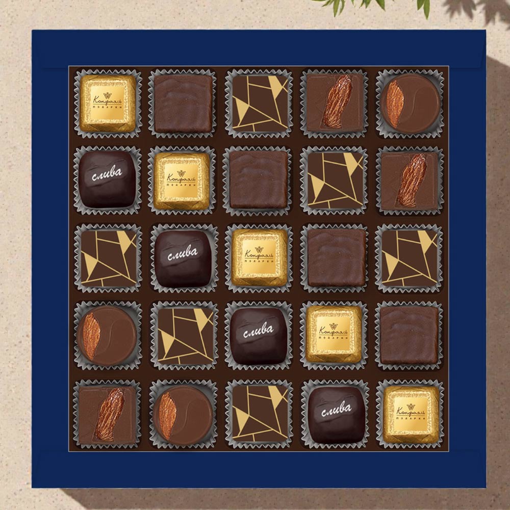 Шоколадные конфеты «ассорти», шоколад молочный с миндалем, сухофрукты, банановое суфле горьком шоколаде 200г