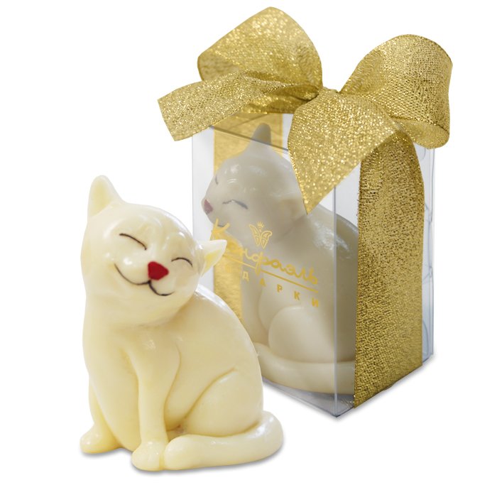 Скульптура из белого шоколада Кошечка