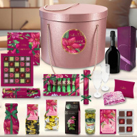 Набор: мармелад-суфле, сухофрукты, конфеты "Ассорти", чай, платок, бокалы 2шт