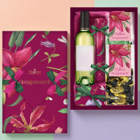 Набор: шоколад, конфеты ассорти, сухофрукты, мармелад-суфле 385г