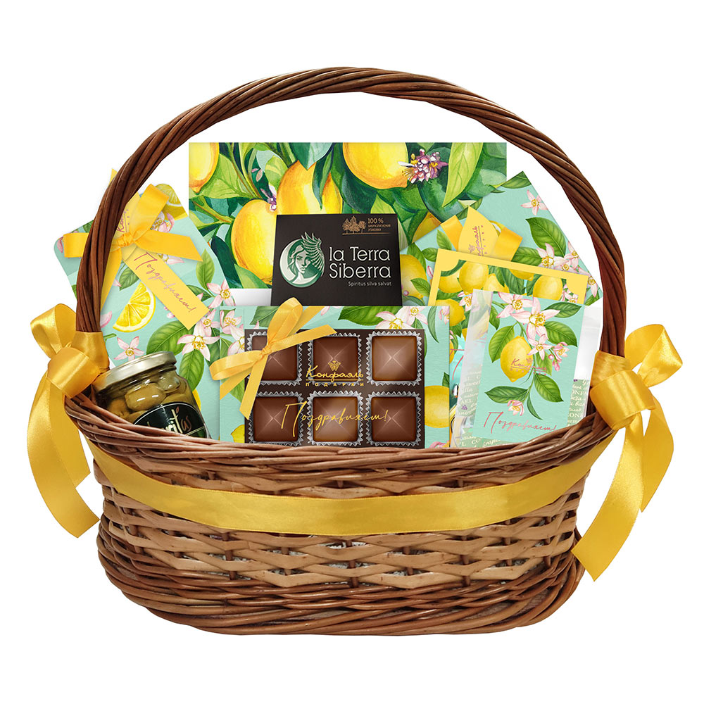 Подарочная корзина: мармелад, конфеты глазированные, шоколадные конфеты "Ассорти", чай, оливки
