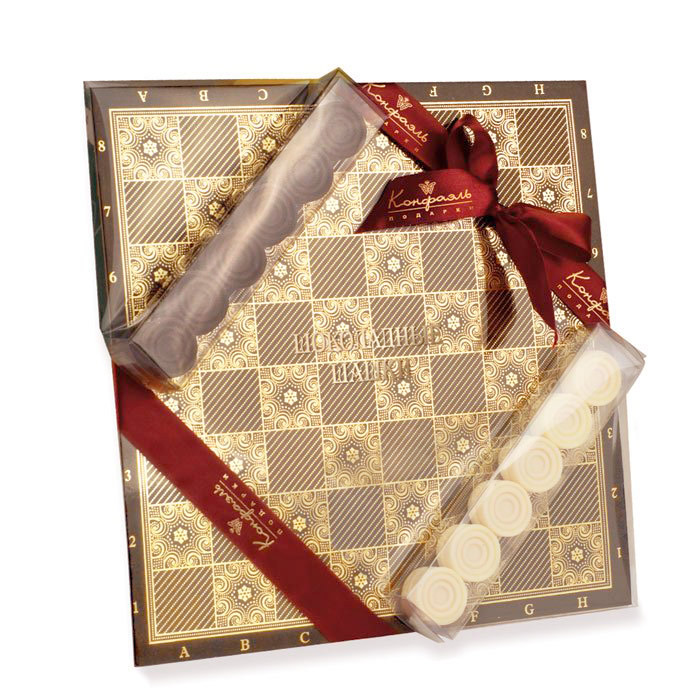 Шашки из молочного и белого шоколада