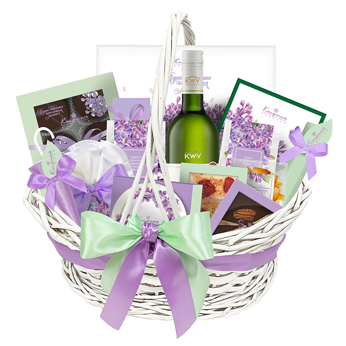 Подарочная корзина конфеты ассорти, шоколад, сухофрукты