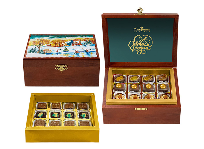 Шкатулка с конфетами ассорти и ручной работы из коллекции Гармоничный зеленый