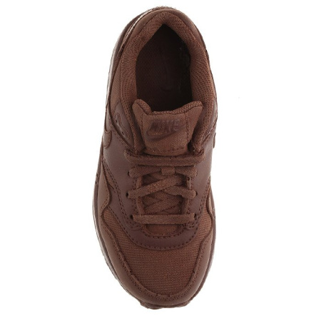 Кроссовок из молочного шоколада