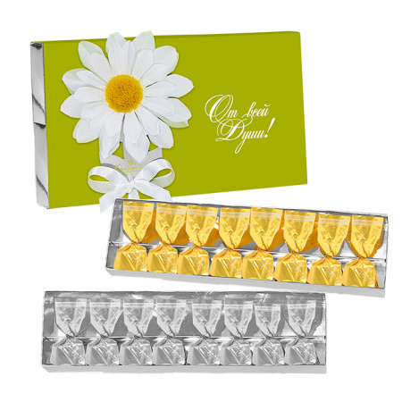 Набор шоколада молочного с фундуком и конфет ассорти