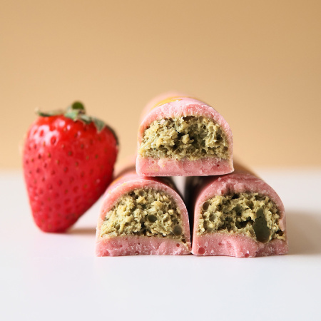 Дубайский клубничный шоколад с фисташковой начинкой 10г Дубайский клубничный шоколад с фисташковой начинкой 10г