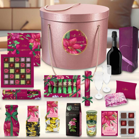 Набор: мармелад-суфле, сухофрукты, конфеты "Ассорти", чай, платок, бокалы 2шт