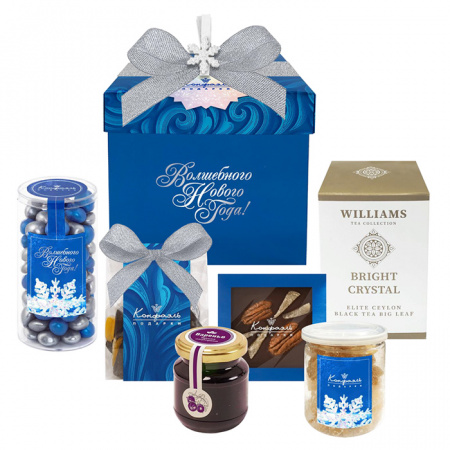 Подарочный набор: шоколад, конфеты, драже, цукаты, чай 805г