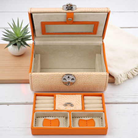 Шкатулка для украшений оранжевая