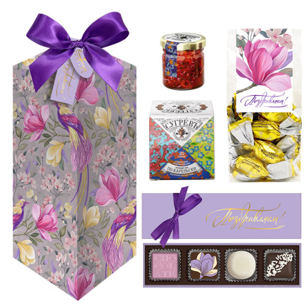 Набор с конфетами: ассорти, мармелад, варенье, чай Набор с конфетами: ассорти, мармелад, варенье, чай