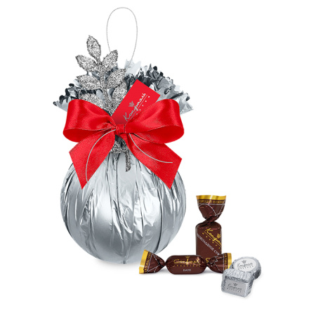Серебряный елочный шарик с конфетами ассорти и сухофруктами 135г