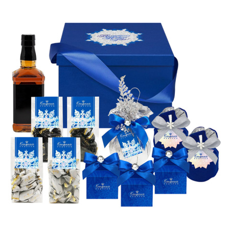 Подарочный гифт-набор: шоколад, драже, конфеты, ассорти 1665г