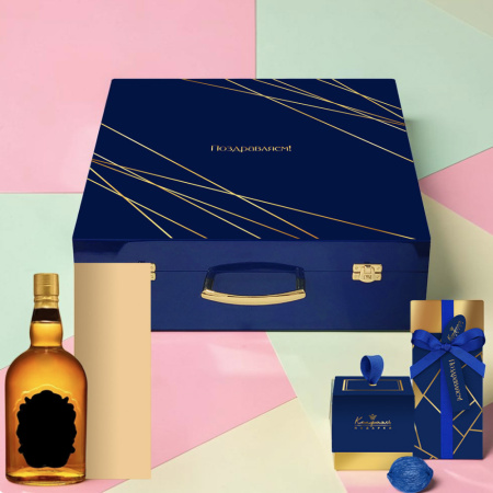 Шкатулка: мармелад в шоколаде, конфеты марципановые, сухофрукты в шоколаде