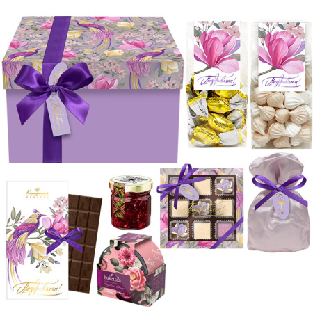 Набор конфет, варенье, чай, меренги, драже Набор конфет, варенье, чай, меренги, драже