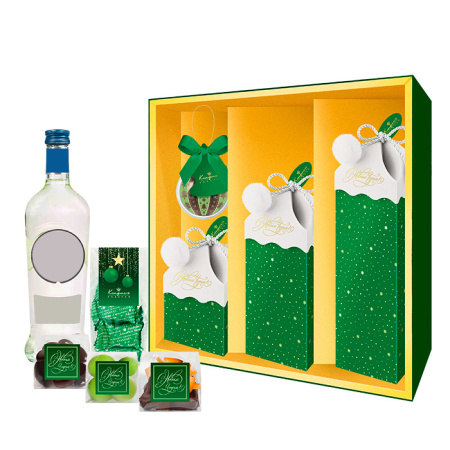 Подарочный набор: шоколад, драже, конфеты 570г Подарочный набор: шоколад, драже, конфеты 570г