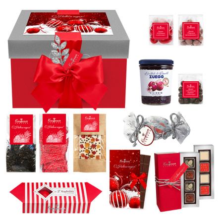 Набор конфет, шоколада, цукатов, чая и джема
