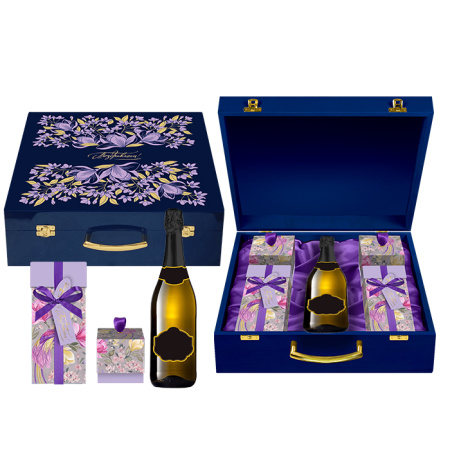 Шкатулка с конфетами: суфле-безе и мармелад Шкатулка с конфетами: суфле-безе и мармелад