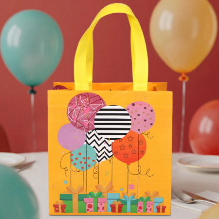 Сумка "С днем рождения" желтая 22*11*23 см