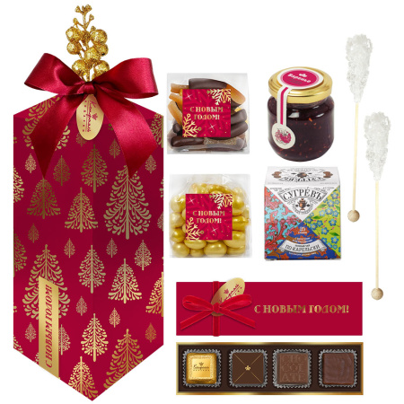 Набор: конфеты ассорти, цукаты, драже, варенье, чай