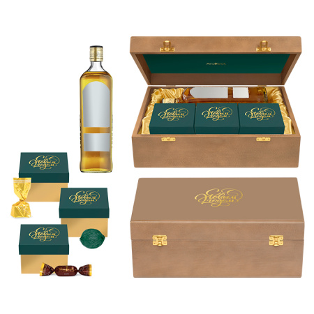 Шкатулка с конфетами ассорти, сухофрукты в шоколаде Шкатулка с конфетами ассорти, сухофрукты в шоколаде