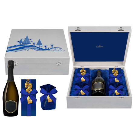 Шкатулка с конфетами: сухофрукты, молочный шоколад, ассорти, драже