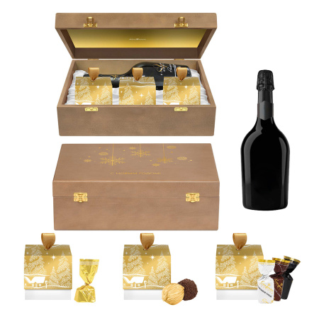 Шкатулка с конфетами: суфле, ассорти, марципановые