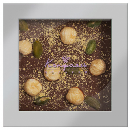 Шоколад молочный с фундуком, фисташкой и апельсиновым кранчем