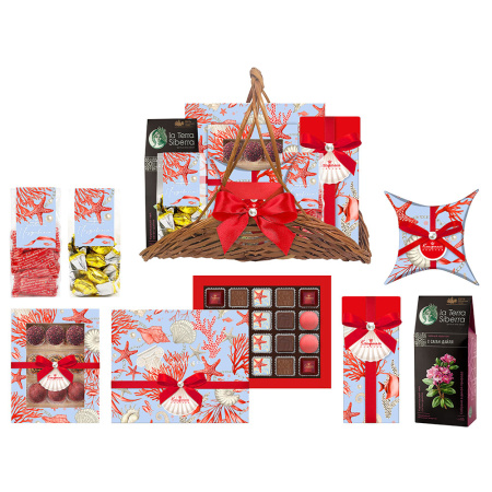 Корзина: мармелад, конфеты глазированные, конфеты ручной работы, шоколадные конфеты "Ассорти", чай 