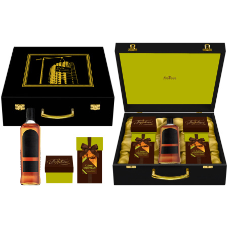 Шкатулка: конфеты мягкий грильяж, марципановые, сухофрукты