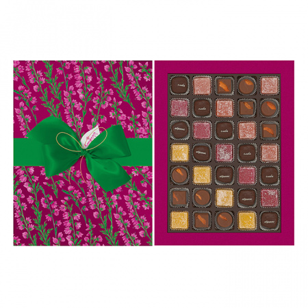 Набор мармелада, сухофруктов и шоколада