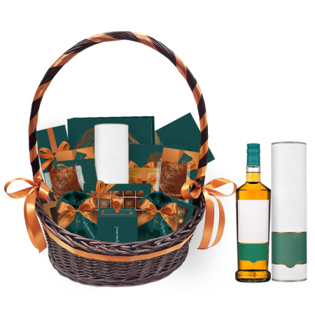 Корзина: конфеты ручной работы, конфеты ассорти, суфле, сухофрукты Корзина: конфеты ручной работы, конфеты ассорти, суфле, сухофрукты