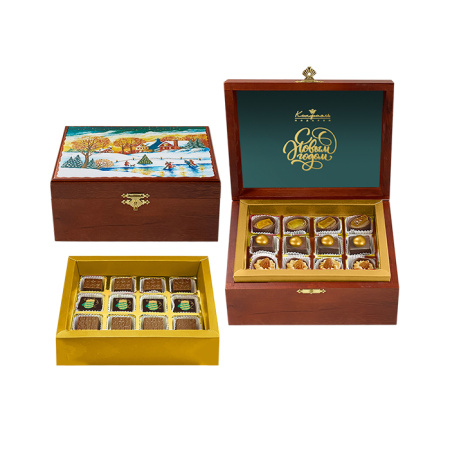 Шкатулка с конфетами ассорти и ручной работы