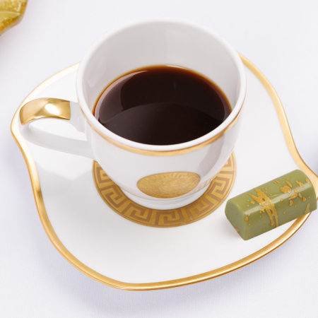 Дубайский шоколад с чаем матча и фисташковой начинкой 10г Дубайский шоколад с чаем матча и фисташковой начинкой 10г