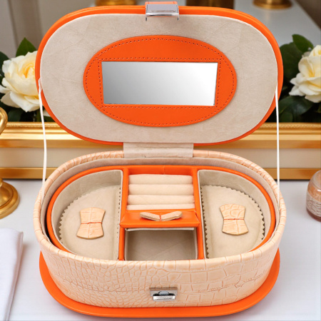 Шкатулка для украшений овальная