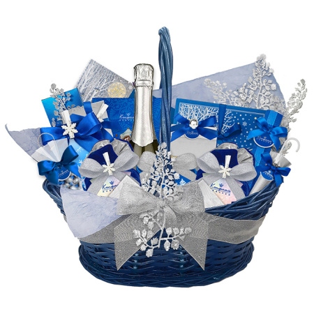 Корзина Богема: подарочный набор шоколада, конфет, мармелада, драже, крр, ассорти 2310г