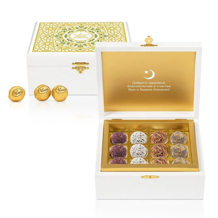 Шкатулка с конфетами ручной работы и чаем 290г