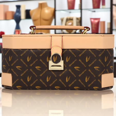 Шкатулка для украшений коричневая