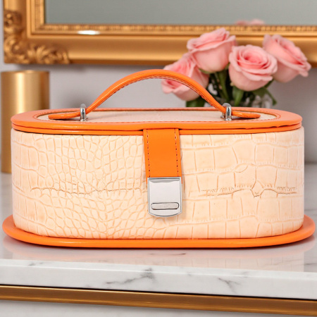 Шкатулка для украшений овальная