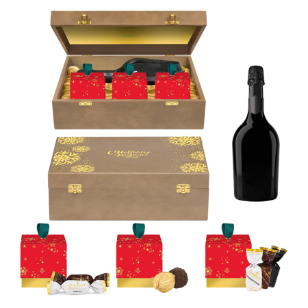 Шкатулка с конфетами: сухофрукты, марципановые, суфле