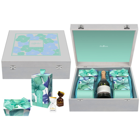 Шкатулка с конфетами: суфле-безе, мягкий грильяж, суфле